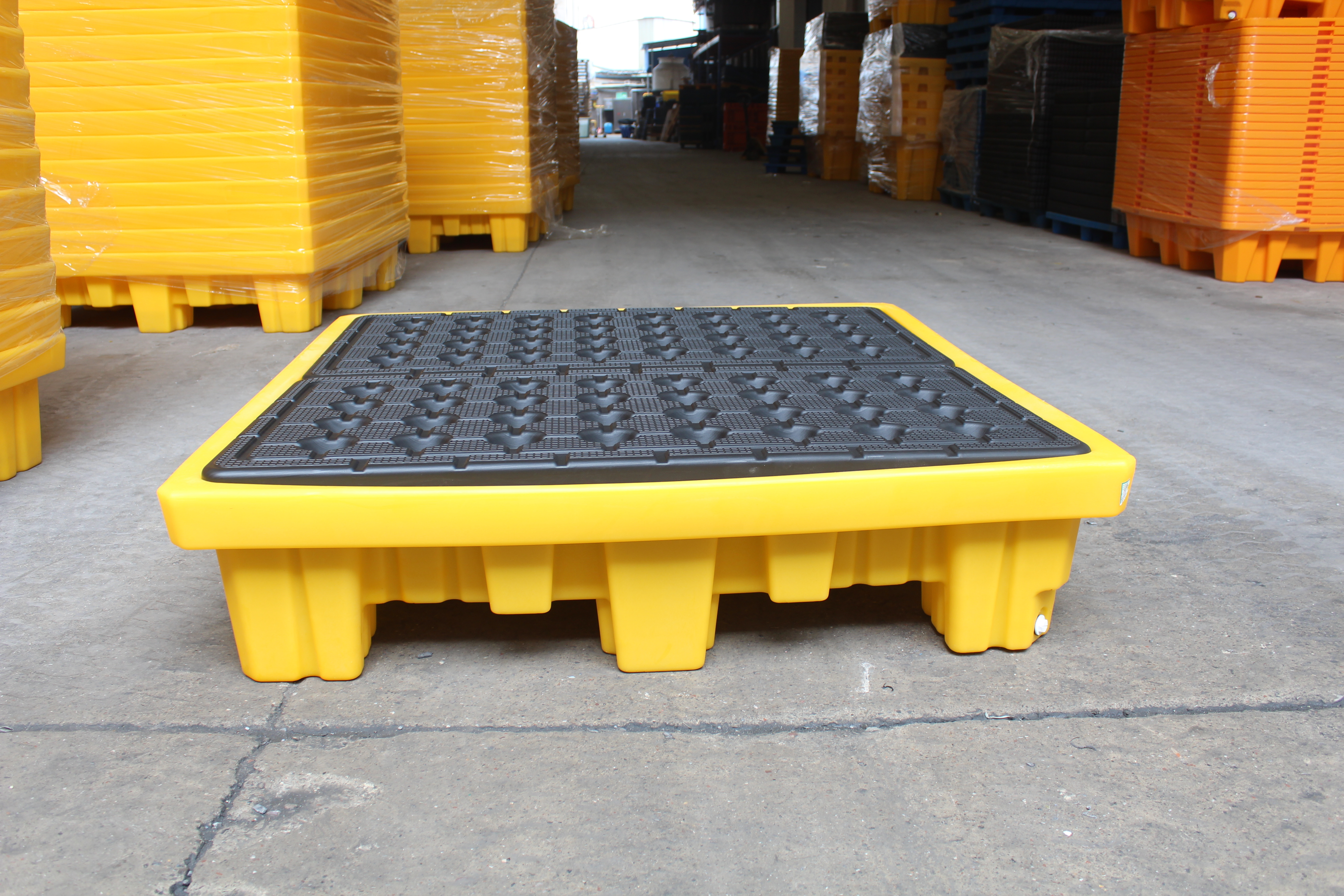 Latest company blogs about Spill Containment Pallets: Your First Line of Defense for Hazardous Material Storage