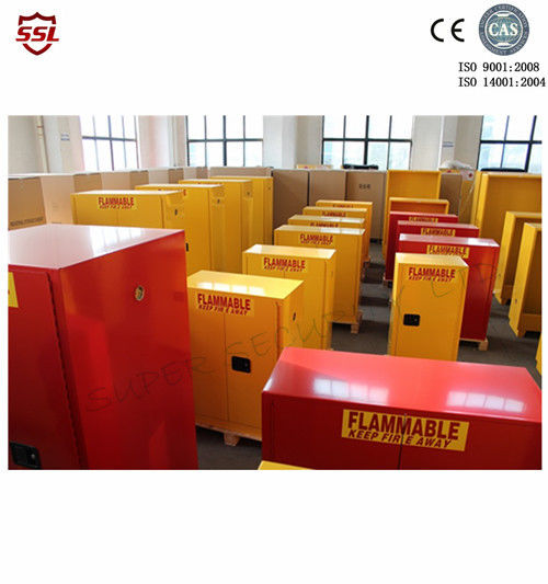 Industrial Chemical Metal Storage Cabinet With Adjustable 2 Shelves , 340l 0